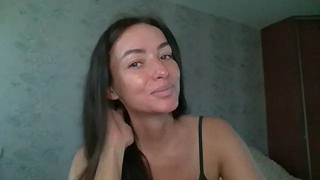 Mia Salamanka online show from July 2026 02:58:02 AM