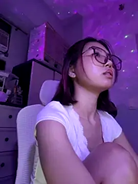 urgrl portia online show from June 2026 11:09:02 AM