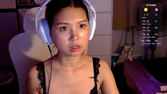 urgrl portia online show from June 2026 12:11:01 PM