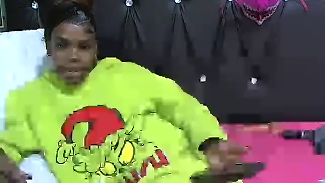 Snapshot of Leandra_2 chatting on June 2026 02:56:01 PM Leandra 2 online show from June 2026 02:56:01 PM