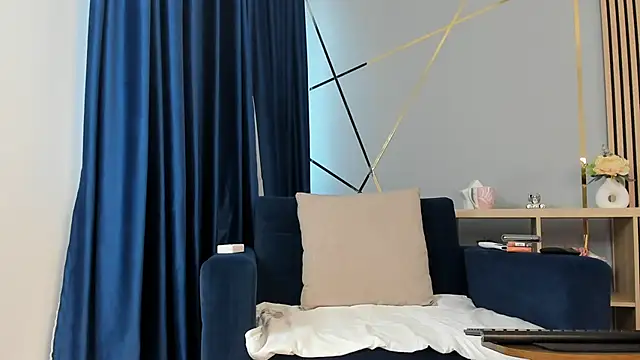 Boobzillaa online show from June 2026 03:01:02 AM