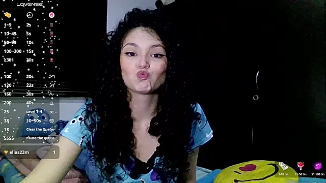 Snapshot of Diamond_Curls chatting on July 2026 03:34:02 PM Diamond Curls online show from July 2026 03:34:02 PM