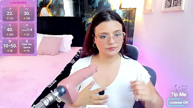 Miss Kloee online show from July 2026 07:04:02 PM