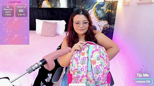 Miss Kloee online show from July 2026 07:11:02 PM