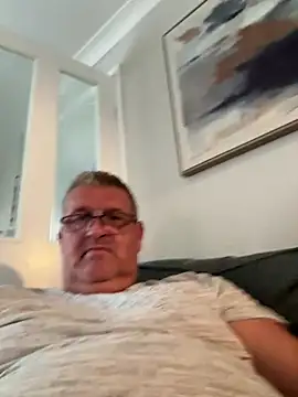 Stueeeey31 online show from July 2026 05:09:02 PM
