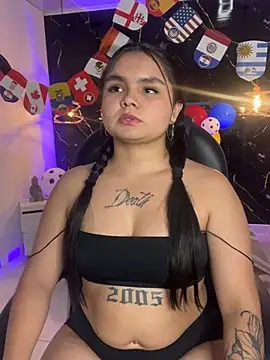 Snapshot of TifanyRoseX chatting on June 2026 06:52:01 PM TifanyRoseX online show from June 2026 06:52:01 PM
