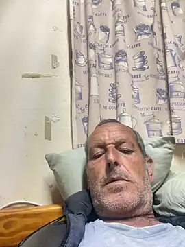 GeldenKuy online show from June 2026 04:27:01 PM
