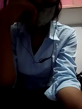 Snapshot of Virgin_girl_001 chatting on June 2026 05:19:01 AM Virgin girl 001 online show from June 2026 05:19:01 AM
