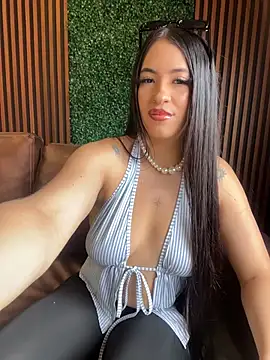 ArianaBlum online show from June 2026 02:34:02 PM