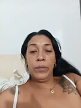 candelahot10 online show from July 2026 11:00:01 AM