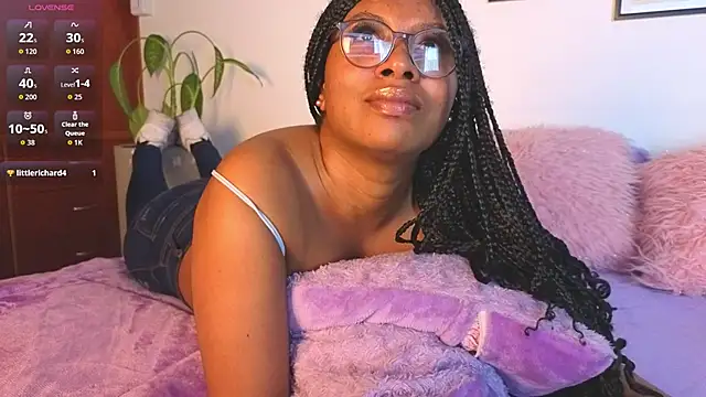 Victoria-Jacksonn online show from June 2026 10:37:01 PM