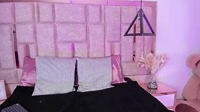 saraa noa online show from July 2026 11:43:01 AM