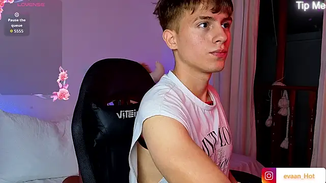 Evaan Hot online show from July 2026 03:29:02 AM