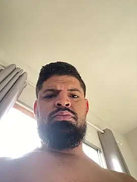 mineirinho3120 online show from June 2026 12:05:02 PM