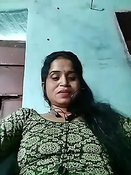 Snapshot of Cut_simran56 chatting on June 2026 09:37:02 AM Cut simran56 online show from June 2026 09:37:02 AM