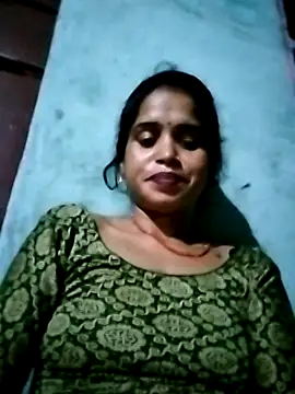 Snapshot of Cut_simran56 chatting on June 2026 04:37:01 PM Cut simran56 online show from June 2026 04:37:01 PM