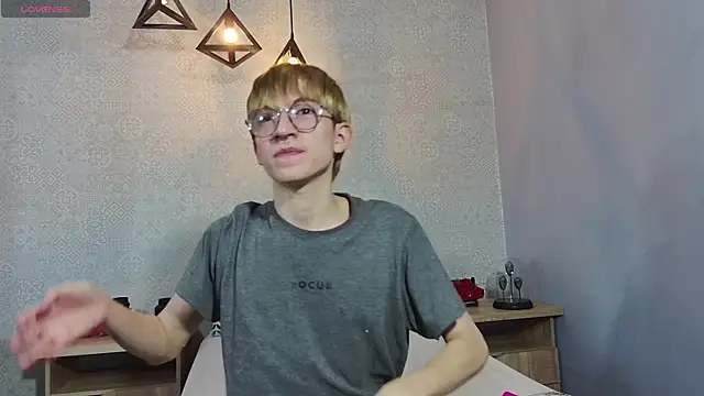 axell stone  online show from June 2026 08:53:01 PM
