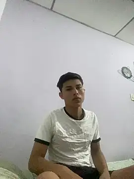 Antoni150906 online show from June 2026 07:05:02 AM