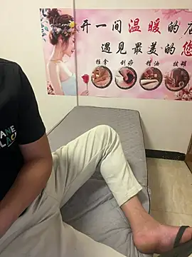 qujing002 online show from July 2026 02:10:02 PM