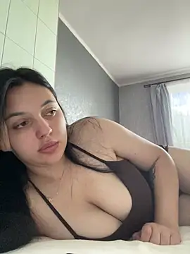 Bettie Toni online show from June 2026 09:31:02 AM