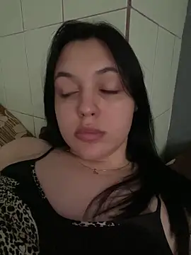 Bettie Toni online show from June 2026 12:28:01 PM