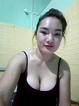 Snapshot of Voiva11 chatting on July 2026 11:49:02 PM Voiva11 online show from July 2026 11:49:02 PM