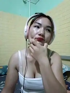 Snapshot of Voiva11 chatting on July 2026 09:16:02 AM Voiva11 online show from July 2026 09:16:02 AM