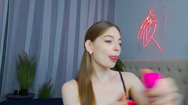 NicolSkye online show from June 2026 05:02:02 PM