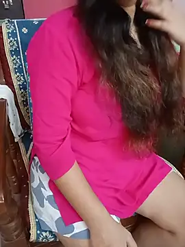 Snapshot of divya-222 chatting on July 2026 03:40:01 PM divya-222 online show from July 2026 03:40:01 PM