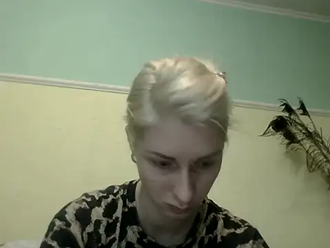 AmberandBlond online show from June 2026 03:24:02 PM