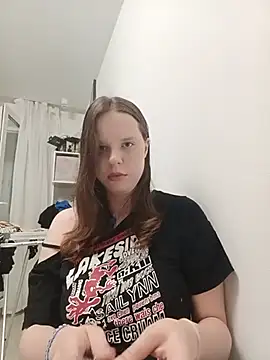Sara liss online show from July 2026 05:02:01 PM