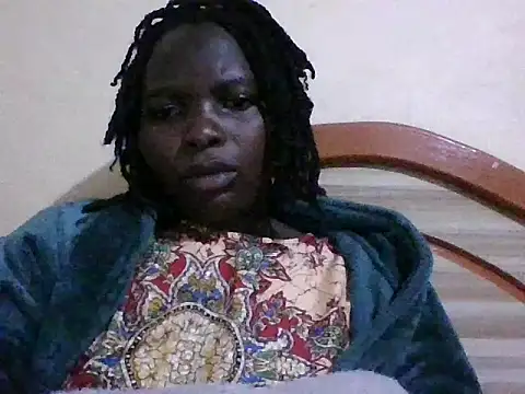 Snapshot of lucyswee chatting on July 2026 06:13:02 AM lucyswee online show from July 2026 06:13:02 AM