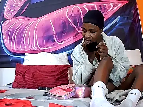 Snapshot of BadGirlCocoXx chatting on July 2026 11:24:01 PM BadGirlCocoXx online show from July 2026 11:24:01 PM