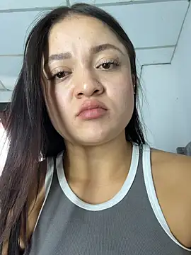 isaaa222 online show from June 2026 06:36:02 PM