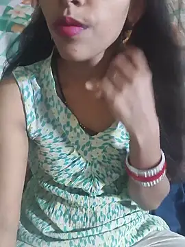 Cute Merry   online show from July 2026 05:15:02 AM