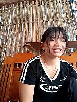 Snapshot of TaraLia chatting on June 2026 01:05:01 AM TaraLia online show from June 2026 01:05:01 AM