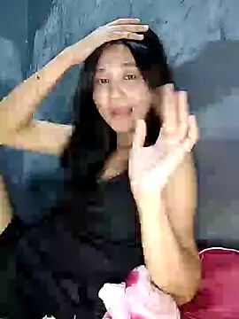 Snapshot of Rayya_4yy chatting on July 2026 04:17:01 PM Rayya 4yy online show from July 2026 04:17:01 PM