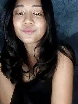 Snapshot of Rayya_4yy chatting on July 2026 01:40:01 PM Rayya 4yy online show from July 2026 01:40:01 PM