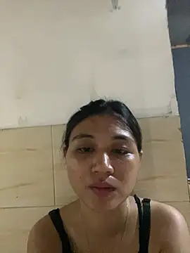 Snapshot of Rayya_4yy chatting on July 2026 08:34:02 AM Rayya 4yy online show from July 2026 08:34:02 AM