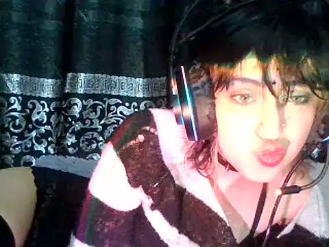 kittenpasive30 online show from June 2026 02:44:01 PM