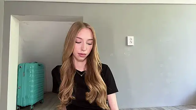 TraceyHowey online show from June 2026 09:41:01 AM
