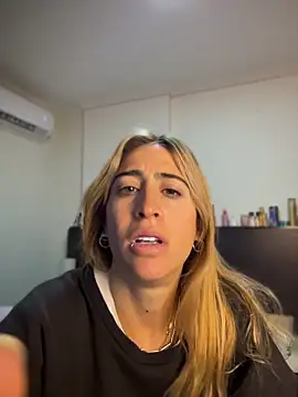 NicoleWilder online show from July 2026 11:17:01 AM