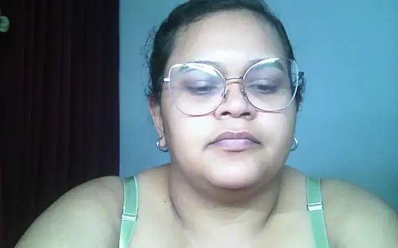Snapshot of soymelancia chatting on June 2026 10:32:02 PM soymelancia online show from June 2026 10:32:02 PM