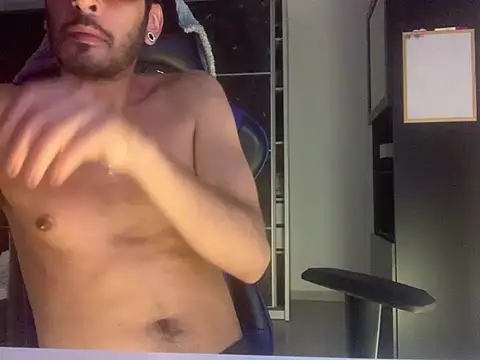 Snapshot of BobyBoy69 chatting on June 2026 12:52:02 AM BobyBoy69 online show from June 2026 12:52:02 AM