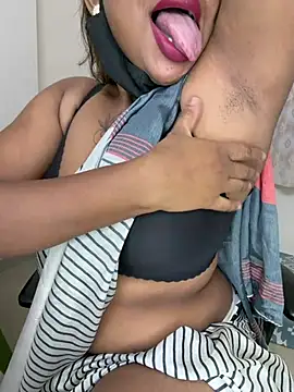 I am amisha online show from July 2026 12:22:02 AM