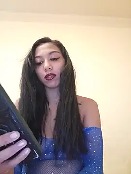 Anamariaby27 online show from July 2026 03:25:01 PM