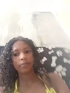 Snapshot of AlmaDream chatting on June 2026 03:51:01 PM AlmaDream online show from June 2026 03:51:01 PM