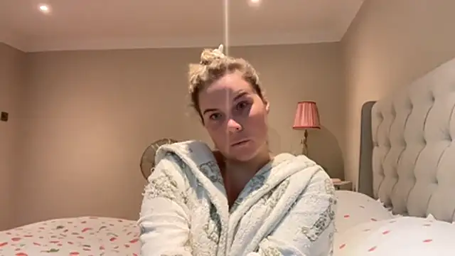 erincheshire online show from June 2026 05:32:01 PM