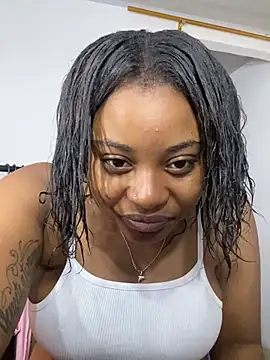 Snapshot of Emma_Riviera chatting on July 2026 08:19:01 PM Emma Riviera online show from July 2026 08:19:01 PM