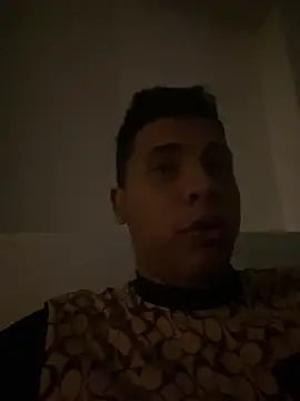 Snapshot of Alejandro_and_Deiby chatting on July 2026 01:05:02 AM Alejandro and Deiby online show from July 2026 01:05:02 AM